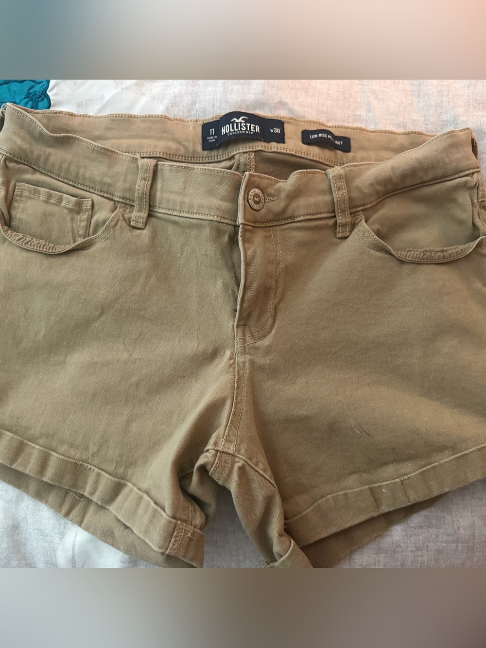 Hollister Tan Low-Rise Casual Shorts